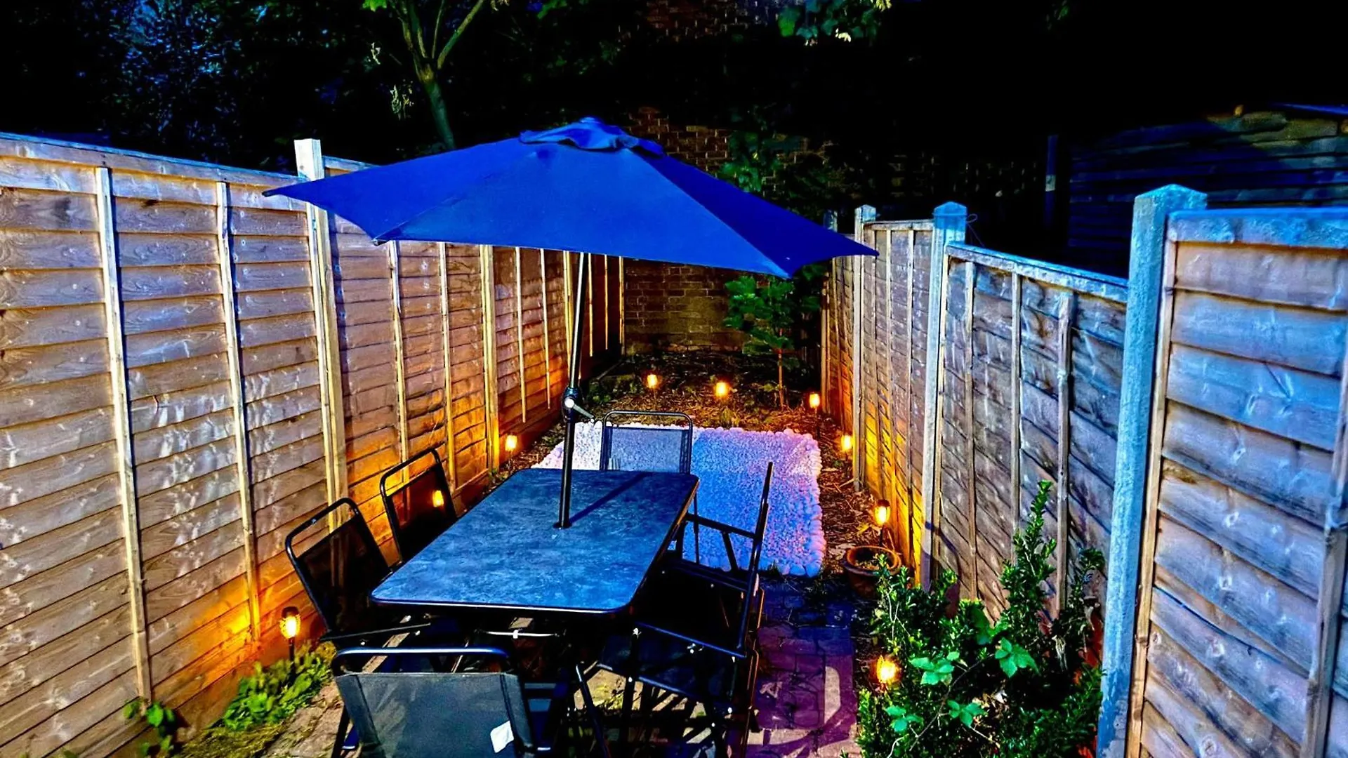Three Bedroom House By Peacegrove Homes Short Lets & Serviced Accommodation Brighton With Free Wifi & Pet Friendly United Kingdom